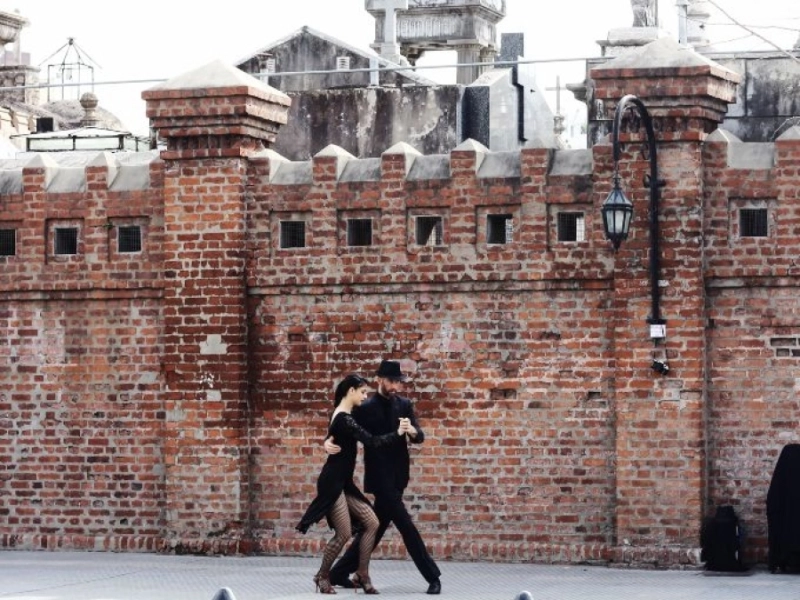 Tango at Recoleta